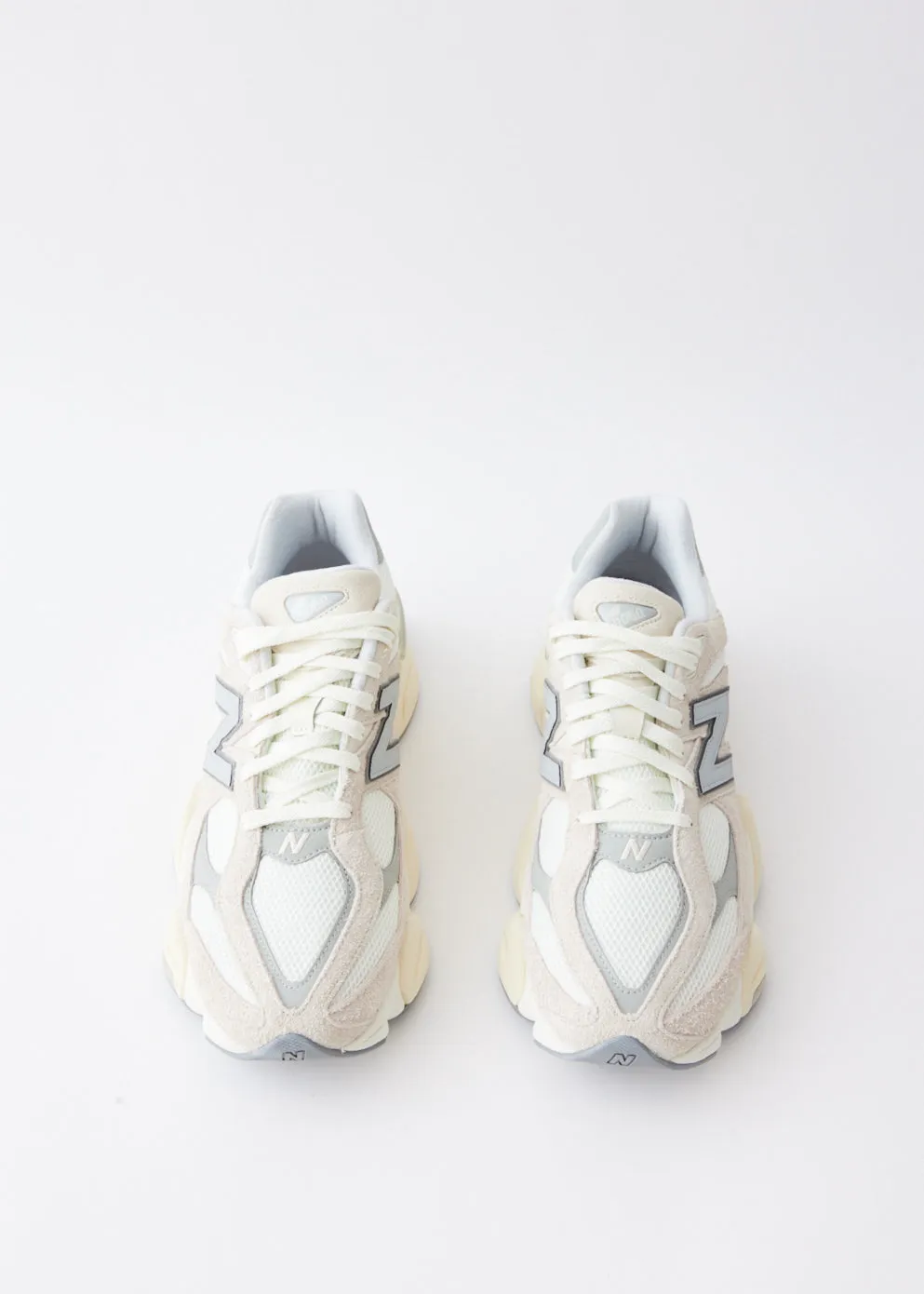 9060 'Seasalt' Sneakers